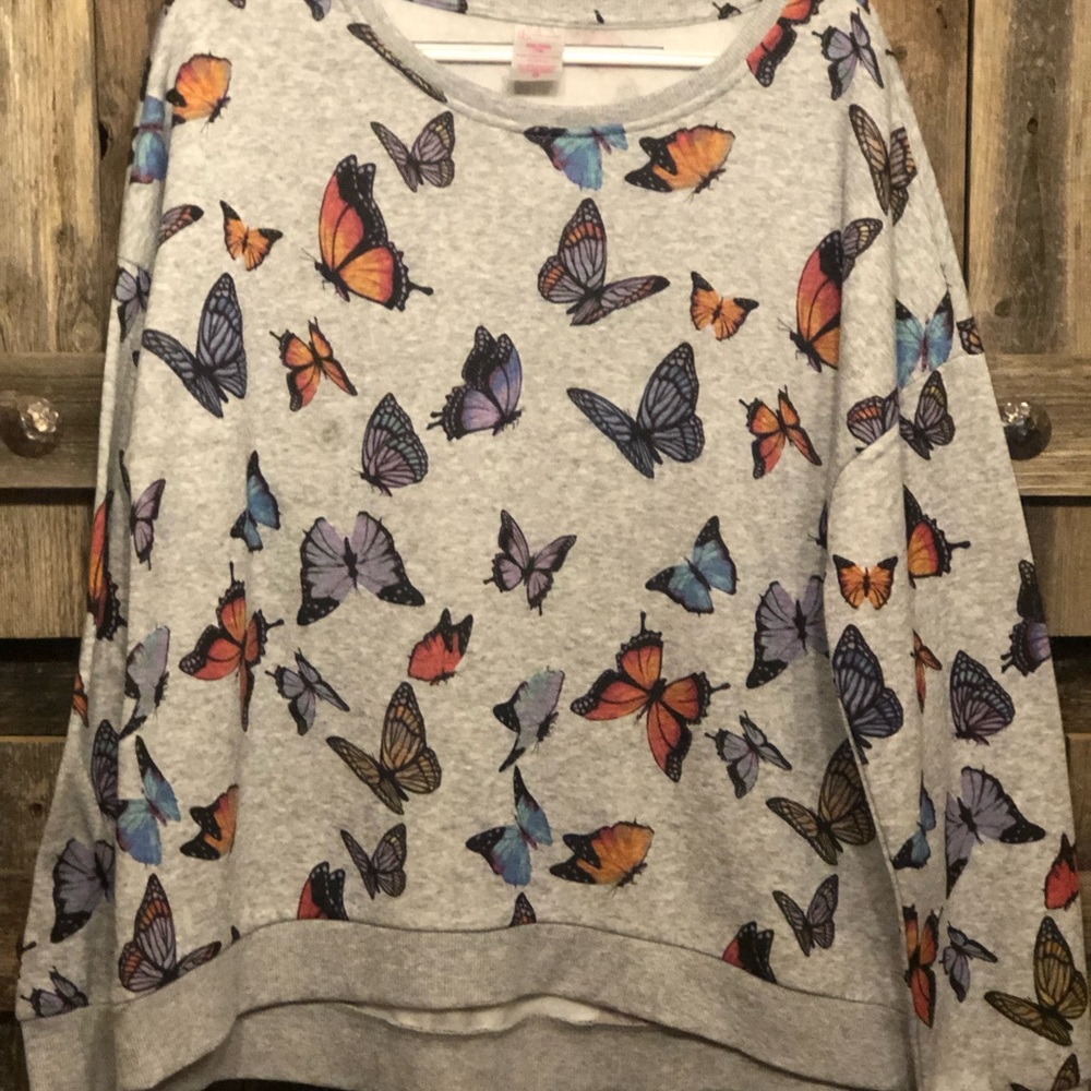 No Boundaries Gray Butterfly Print Sweatshirt